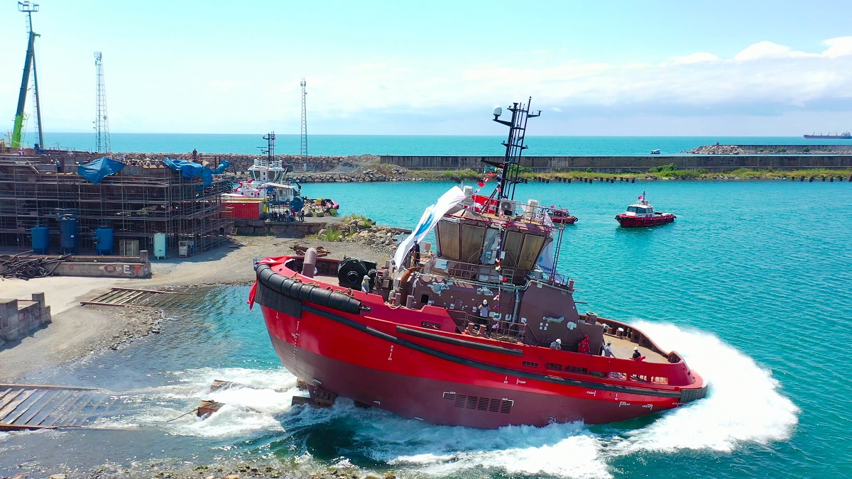 Med Marine’s latest RAmparts 2500-W tugboat takes to the water