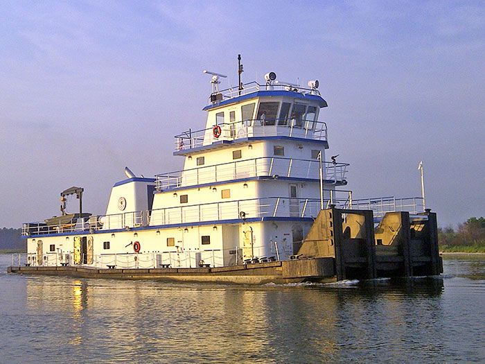 Metal Shark Alabama books towboat order
