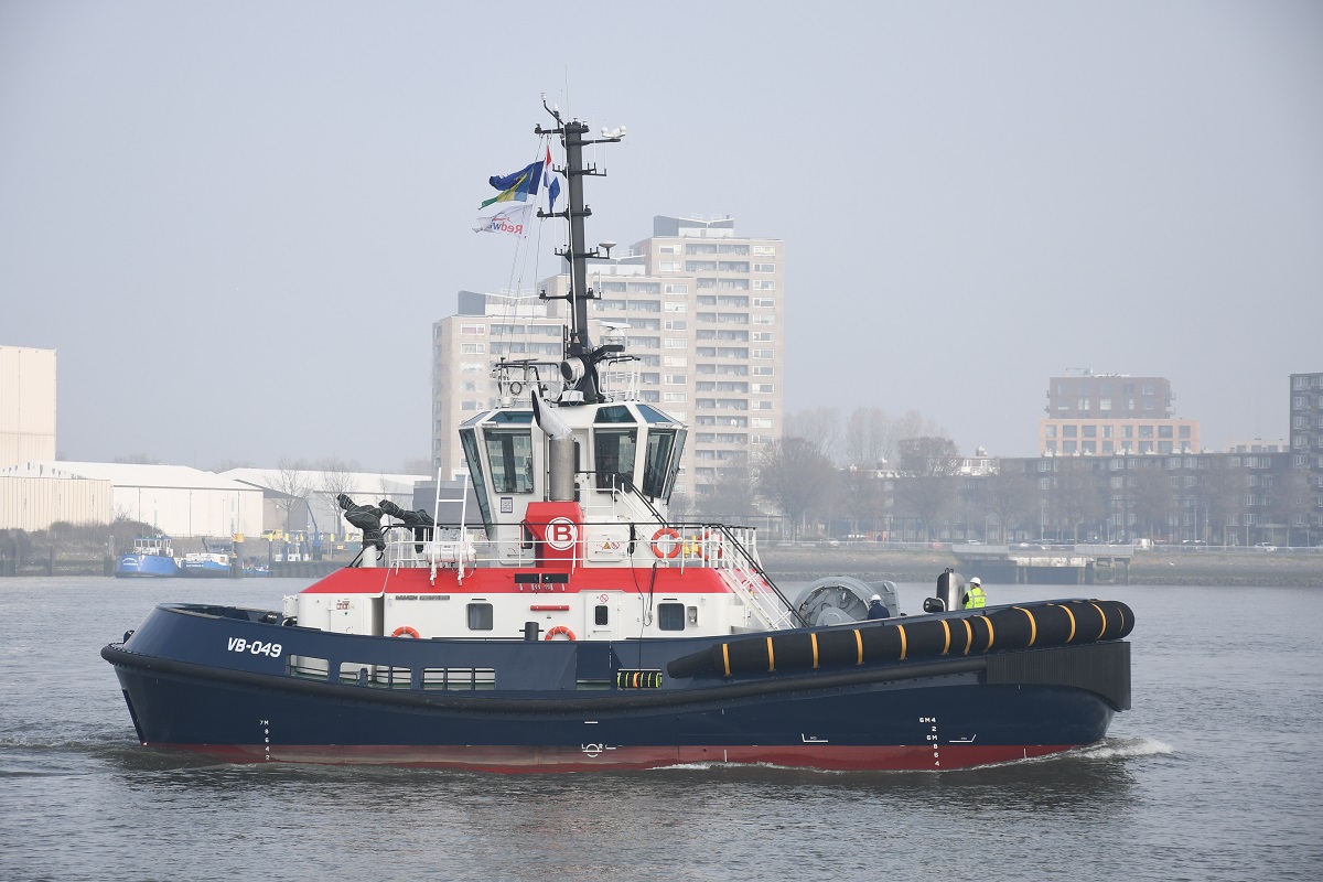 Twin RSD Tugs Safely Delivered to Rotterdam by Redwise for Boluda Towage, via the Red Sea and Suez Canal
